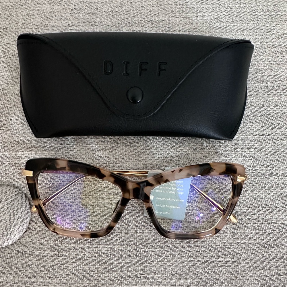 Diff Women's Tortoise Shell Bluelight Glasses